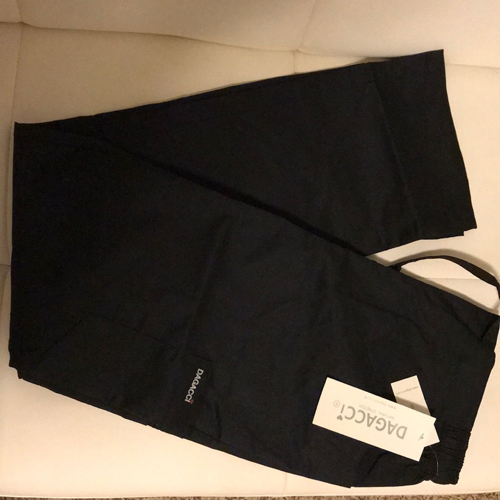 Dagacci Scrub Set (Small) - Picture 3 of 4